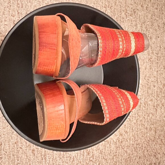 Reddish Orange & Beige Woven Platform Sandals – Size 8.5 - Picture 4 of 10